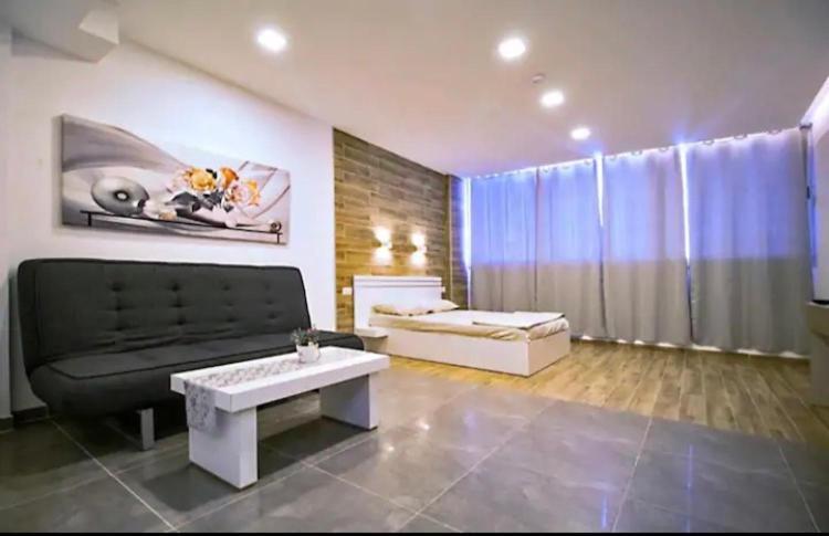 Bright And Cozy Studio Suite Eilat Bagian luar foto