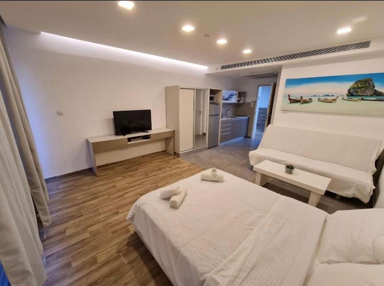 Bright And Cozy Studio Suite Eilat Bagian luar foto